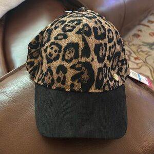 Vince Camuto Hat/Cap 🧢 Leopard 🐆 print